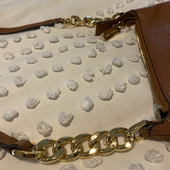 Michael Kors purse - Picture 5 of 7